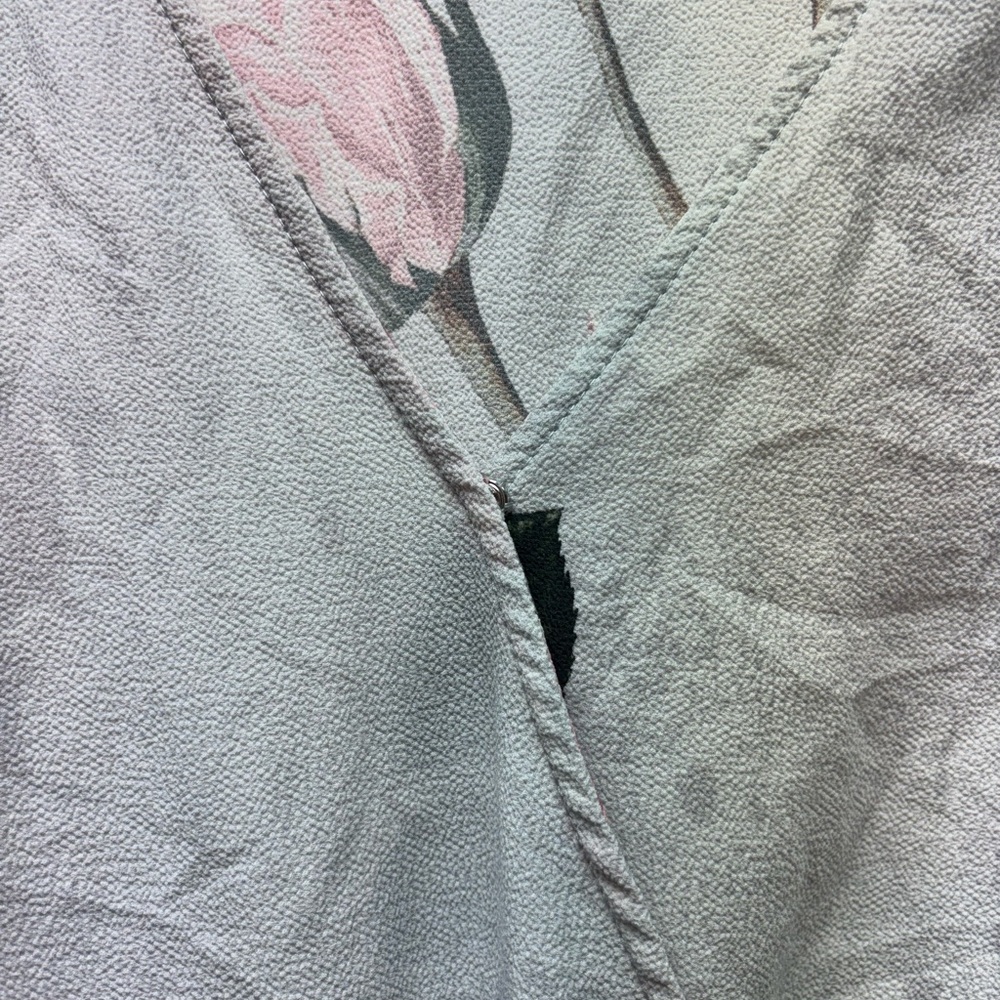 Glamorous Gray Floral Wrap Romper with Bell Sleeves Size Medium - Picture 4 of 10